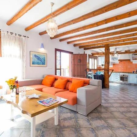 La Ballena Azul Conil * Cadiz