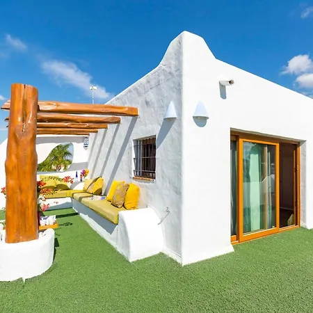 La Ballena Azul Conil Tatil Evi Cadiz