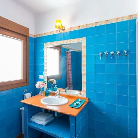 La Ballena Azul Conil * קדיז